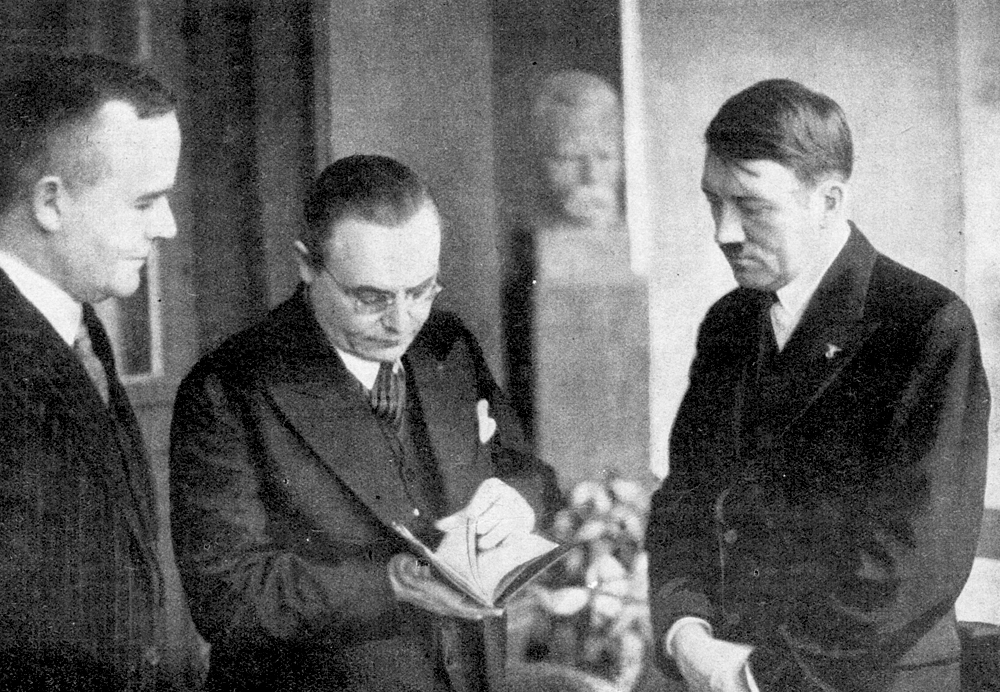 Adolf Hitler visits the Friedrich Nietzsche archive in Weimar